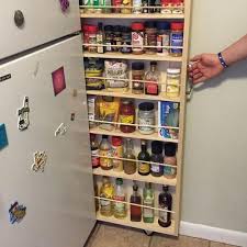 10 Idees Geniales Et Pas Cheres Pour Mieux Organiser Votre Cuisine Astuce Rangement Astuce Rangement Cuisine Rangement Cuisine