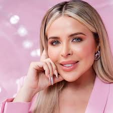 22 Latinx-Owned Beauty Brands to Try Now 2024