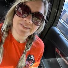 Can custom Charlie memorial shirts be made?