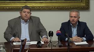 Anikó, már majd' két hete elutaztál, de azóta sem vagyok képes napirendre térni azon a gyalázatos ünnepromboláson, amit véghezvittél karácsonykor és újévkor. Htevv9bvbowjim