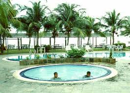 Wer lieber die natur der region bewundern möchte, sollte folgendes besuchen: Klebang Beach Resort Melaka