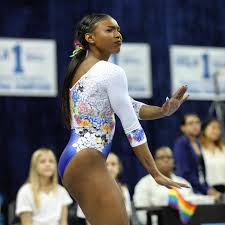 Watch the ucla gymnast nia dennis' epic floor routine that is going viral. Ucla Gymnastics Ceo Of The Woah Nia Dennis Photooftheweek Facebook