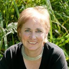 Eileen Riley's Instagram, Twitter & Facebook