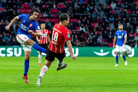 Selectie & technische staf jong psv: Psv Worstelt Zich In Tweede Helft Naar Ruime Zege Op Fc Twente Vinicius Maakt Eerste Goals Nederlands Voetbal Tubantia Nl