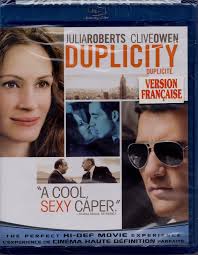 Amazon.com: Duplicity [Blu-ray] : Julia Roberts, Clive Owen, Tom Wilkinson,  Paul Giamatti, Tony Gilroy, Jennifer Fox, Kerry Orent, Laura Bickford, Tony  Gilroy: Movies & TV