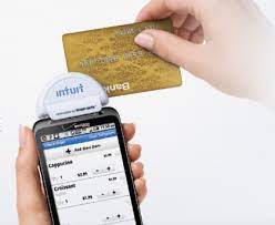 Accept credit card payments anywhere, anytime. Verizon Brings Intuit Gopayment Smartphone Credit Card Reader Hardware To The Masses Slashgear