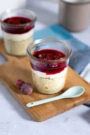 Fructosearme Overnight Oats Mit Heissen Himbeeren Sugarfree Naturally Rezept Zuckerfreie Rezepte Overnight Oats Overnight Oats Rezept