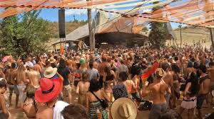 3:40 Topless Hippie - YTboob