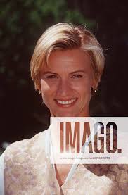 Beatrice Grimm's Instagram, Twitter & Facebook