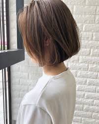 ボブに似合う髪色カタログ おしゃれで可愛い人気のヘアカラーを大公開 folk 人気のヘアカラー おしゃれな髪型 ボブ 黒髪