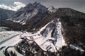 Planica je v glasovanju premagala trondheim, ki se je za podobna naloga čaka tudi vikersund, ki bo leta 2022 gostil svetovno prvenstvo v poletih, courchevel in meribel bosta leta 2023 gostila svetovno. Planica Dobila Domacinstvo Sp A Nordijaca 2023 Godine Narod Hr