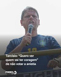 Poder360 | O governador de São Paulo, #Tarcisio de Freitas (Republicanos), afirmou neste domingo (16.mar.2025) durante ato em Copacabana, no Rio, que... | Instagram