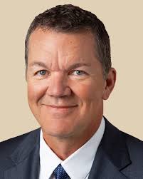 McBride welcomes Kevin Mason, PA-C, to Dr. Winston Fong's orthopedic spine  practice. Kevin is an outstanding professional with more than 20 years of  experience in orthopedic medicine. He is highly regarded in