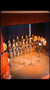 Srednja škola "Kralj Petar I" obeležila Dan škole svečanom priredbom**  Danas je u sali Kulturnog centra u Topoli svečano obeležen Dan Srednje  škole "Kralj Petar I". Priredba je započela intoniranjem ...