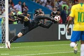 Thibaut nicolas marc courtois (born 11 may 1992) is a professional footballer who plays for chelsea fc and the belgium national team as a goalie. Thibaut Courtois Wikipedia