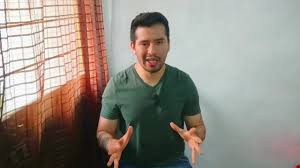 joven bisexual activo inter de 20cm es penetrado por el albañil maduro!  Relato sexual