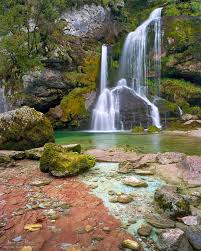 Zum Bild Ein Weiteres Bild Dieses Wunderbaren Platzchens Das Besondere Hier Ist Dass Nicht Nur Der Wasserfall Selbst Viele Naturfotografie Wasserfall Bilder