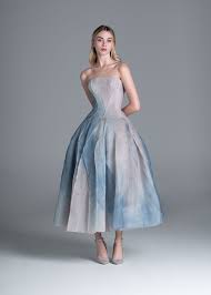 Printed Silk Organza Gown With Floral Vein Panelling In 2020 Couture Dresses Strapless Dress Formal Couture Gowns