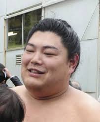 照ノ富士さんの嫁のお名前は、「ツェグメド・ドルジハンド」さん と申します。 照ノ富士さんと同じ モンゴルの出身 です。 嫁のツェグメド・ドルジハンドさんは 1995年生まれの26歳で照ノ富士さんより3歳年下 になります。 é˜¿ç‚Žã®çµå©šç›¸æ‰‹ã¯ 3æœˆã«çœ‹è­·å­¦æ ¡ã‚'å'æ¥­ã—ãŸåŒéƒ·ã®å¥³æ€§ è‡ªåˆ†ã®æ¯ å§‰ã‚‚çœ‹è­·å¸«ã ã£ãŸã®ã§ æ„æ°—æŠ•åˆ ä¸­æ—¥ã‚¹ãƒãƒ¼ãƒ„ æ±äº¬ä¸­æ—¥ã‚¹ãƒãƒ¼ãƒ„