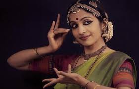 Divya Nayar: Learn Bharatanatyam Dancing Techniques