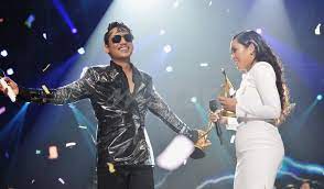 Anugerah juara lagu 34 ( ajl34) merupakan konsert dan majlis penghargaan tahunan bagi karya muzik malaysia yang diperkumandangkan dalam carta muzik muzik tv3 musim 2019. Juara Lagu Diadili Awal Malam Itu Hanya Vokal Dan Persembahan Terbaik Sahaja Adibah Noor Dedah Cara Penjurian Ajl Hiburan Mstar