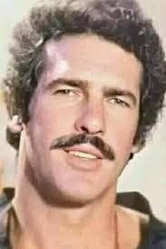 Eduardo Hilton's Instagram, Twitter & Facebook