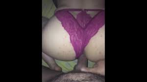 پاشيدن آب روي شرت سكسىcumshot