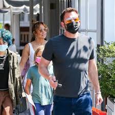 Courteney cox, 57, received a lot of love from her friends and family for. 08wvm0uq7 Djrm
