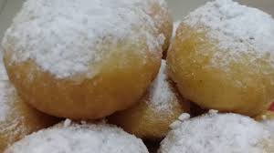 Dalam tulisan kali ini, vemale merangkum 20 resep cara membuat donat yang pastinya gampang dan sederhana. Donat Bulat Donat Isi Coklat Cara Membuat Donat Resep Donat Masakmudah Youtube