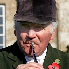 King Charles' longtime friend Ian Farquhar 'died after getting trapped  while drunk'