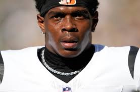 Bengals lose Evan McPherson to injury and sign Cade York