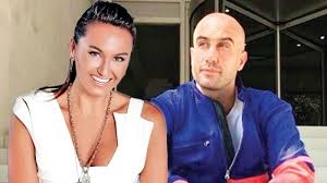 2007 yılında ilk kez arka sıradakiler dizisinde rol aldı. Eda Taspinar In Eski Sevgilisi Cagri Atakan Survivor A Katiliyor Cagri Atakan Kimdir Kac Yasinda Ankara Yasam Haberleri