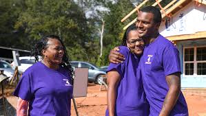 Deshaun Watson helps mother renovate house in Gainsville, Georgia