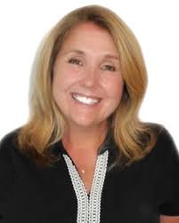 Stacy Salamone's Instagram, Twitter & Facebook