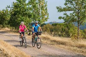 Set in zittau, 2.2 km from zoo zittau, richnow`s bett und bike ehem. Fahrradfreundliche Unterkunft Suites Mitte Eisenach