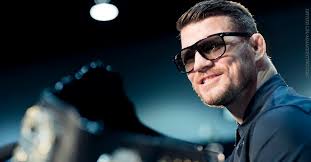 Morning Report: Michael Bisping debates how much money he'd need to do  Jackass 4 stunt with Francis Ngannou