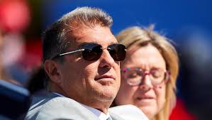 Joan Laporta (ex Barça President): “By the way, the board didn't want  another election this summer. So lets do it! I'm willing to introduce  myself, and whoever wants to recover Barça's model