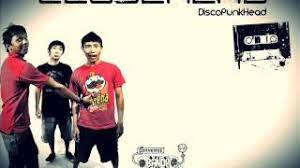 Em pandangan matanya d menghancurkan jiwa em dengan segenap cinta d aku bertanya. Chords For Closehead Menunggu Bintang Terang