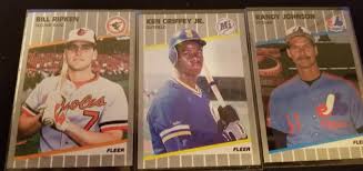 1989 fleer bill ripken the most notorious error card. I Like To Open The Vintage Stuff Tore Into Some 89 Fleer Tonight The Ripken Ff Card Looks To Be In Perfect Condition Baseballcards
