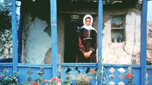 Through the olive trees kiarostami. Through The Olive Trees