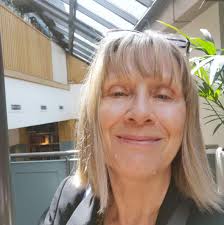 Hi I was wandering if people recommend the termal spa in sirmione . We are  staying in bardolino and have a car . Thinking of doing it in the early  evening one