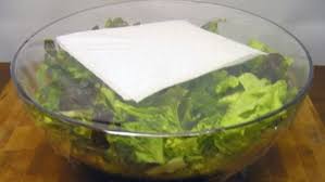 This Trick Using A Paper Towel Will Keep Your Salad Lettuce Fresh All Week Long Food Hacks Food Cooking