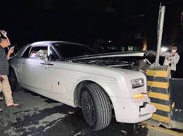 RICH TORQUE | ROLLS ROYCE ACCIDENT🥺 . . . #badassbydesign rollsroyce  #luxury #luxurylifestyle #luxurycars #badassbydesign | Instagram