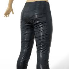 Check spelling or type a new query. Pantalon Cuir Brillant Noir Femme Vetements Homme Modele 3d 20 Obj Free3d