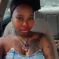 Can somebody from forest park please tell Al Evans that the munchkin town  is real in forest park and that they really attack you 😂😂😂😂😂😂😂😂😂😂  Update it's called munchkin land. And it's