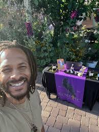 Janell Gomez's Instagram, Twitter & Facebook