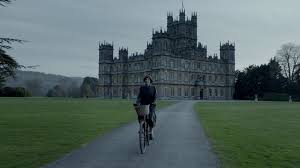 Downton Abbey: 5:1: Hitting the ground running: abjection & looking askance  at power still