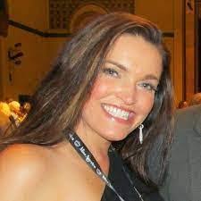 Betsy Hartsock's Instagram, Twitter & Facebook