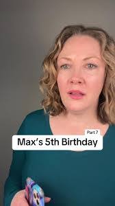 Toni Snyder's Instagram, Twitter & Facebook