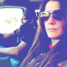 Caught up with People to talk about Brooks Running's #LetsRunThere campaign  and hitting the road with Alanis Morissette and Joan Jett and the  Blackhearts! Tour starts Sunday. 💪